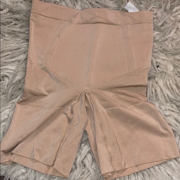 tan spanx - Picture 1 of 2